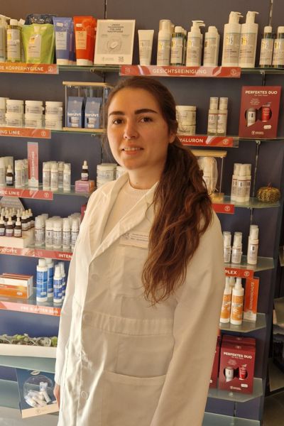 Ingrid Drake - Botin der Apotheke Atteln